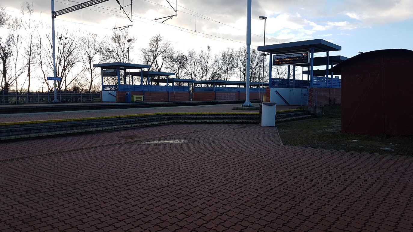 čakanie na elektrický vlak čakanie na elektrický vlak